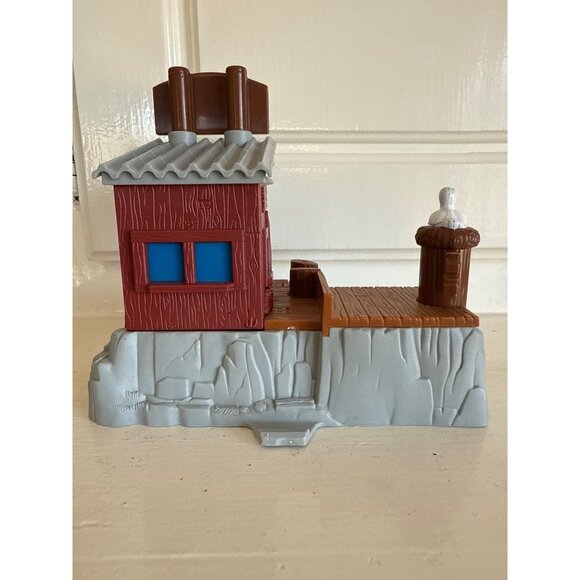 Fisher Price Geotrax Train Port Side Boat Dock Fishing Pier 2004 Mattel G5545 - Picture 6 of 8